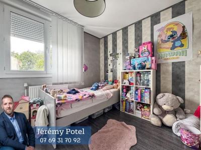 For sale Cambrai 7 rooms 109 m2 Nord (59400) photo 4