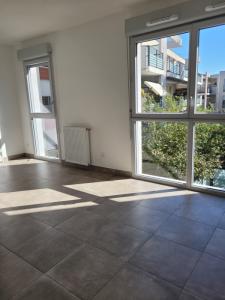 For rent Feyzin 1 room 29 m2 Rhone (69320) photo 2