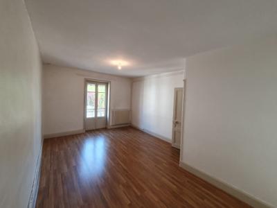 For rent Charbonnieres-les-bains 3 rooms 65 m2 Rhone (69260) photo 1