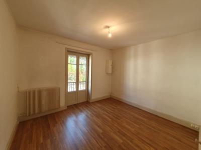 For rent Charbonnieres-les-bains 3 rooms 65 m2 Rhone (69260) photo 3