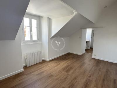 For rent Nantes 1 room 24 m2 Loire atlantique (44000) photo 1