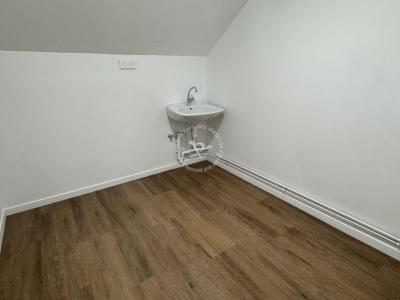 For rent Nantes 1 room 24 m2 Loire atlantique (44000) photo 4