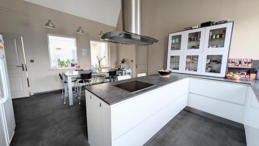 For sale Lille 5 rooms 202 m2 Nord (59800) photo 1