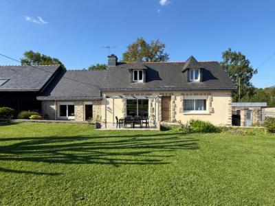 For sale Pleucadeuc 6 rooms 120 m2 Morbihan (56140) photo 0