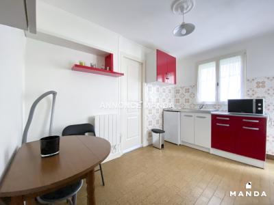For rent Antony 1 room 26 m2 Hauts de Seine (92160) photo 2