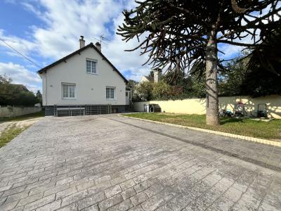 For sale Nemours 8 rooms 166 m2 Seine et marne (77140) photo 0