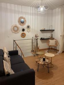 For rent Paris-18eme-arrondissement 2 rooms 40 m2 Paris (75018) photo 2