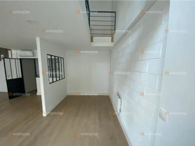 Louer Bureau 97 m2 Lille