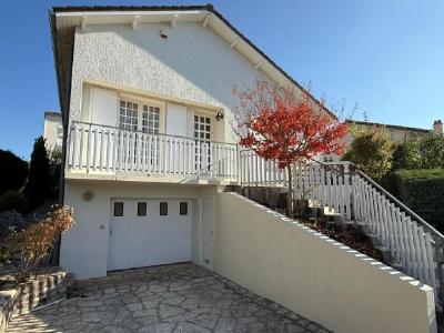 For sale 4 rooms 85 m2 Charente (16700) photo 1