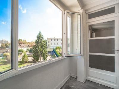 For rent Creusot 3 rooms 75 m2 Saone et loire (71200) photo 2