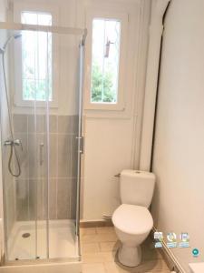 For rent Toulon 3 rooms 331 m2 Var (83000) photo 4