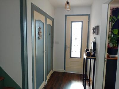 For sale Niort 4 rooms 100 m2 Deux sevres (79000) photo 3