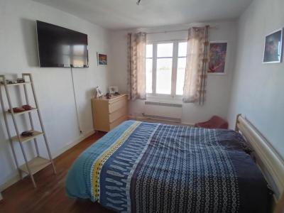 For sale Niort 4 rooms 100 m2 Deux sevres (79000) photo 4