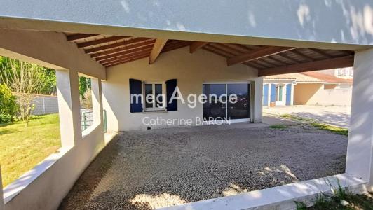 For sale Germignac 8 rooms 212 m2 Charente maritime (17520) photo 2