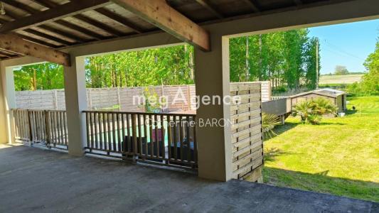 For sale Germignac 8 rooms 212 m2 Charente maritime (17520) photo 4