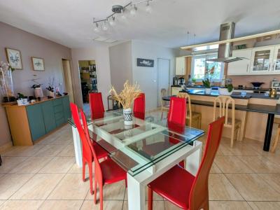 For sale Saint-clement-de-riviere 6 rooms 141 m2 Herault (34980) photo 2