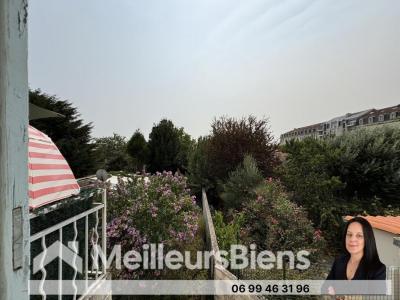For sale Saintes 87 m2 Charente maritime (17100) photo 1