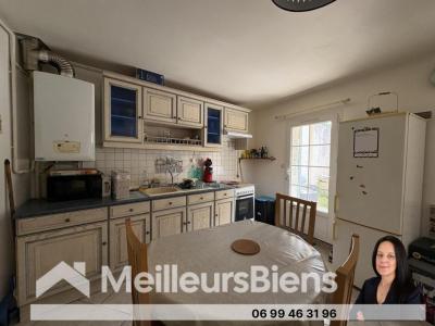 For sale Saintes 87 m2 Charente maritime (17100) photo 2