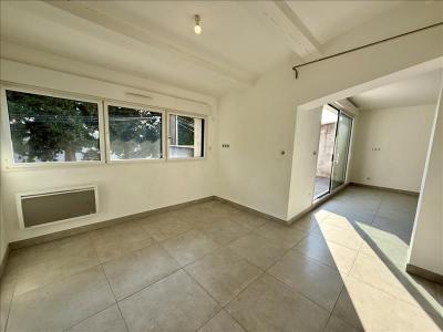 Louer Appartement 73 m2 Marignane