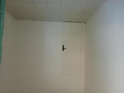 Annonce Location Local commercial Cadenet 84