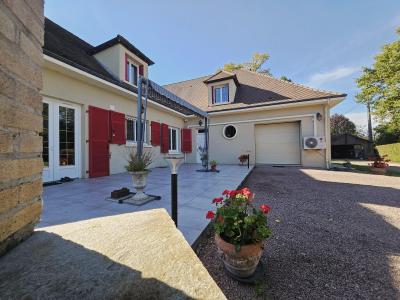 For sale Thiviers 8 rooms 285 m2 Dordogne (24800) photo 1