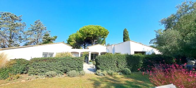 For sale Saintes-maries-de-la-mer 8 rooms 250 m2 Bouches du Rhone (13460) photo 0