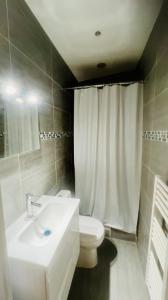 For sale Paris-20eme-arrondissement 2 rooms 23 m2 Paris (75020) photo 2