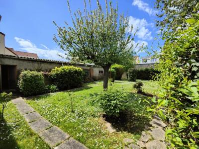 For sale Clayes-sous-bois 4 rooms 71 m2 Yvelines (78340) photo 3
