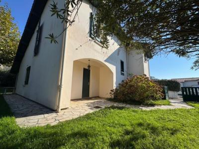 For sale Biarritz 5 rooms 102 m2 Pyrenees atlantiques (64200) photo 4