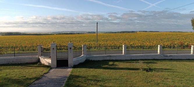 For sale Fontaine-chalendray 4 rooms 142 m2 Charente maritime (17510) photo 1