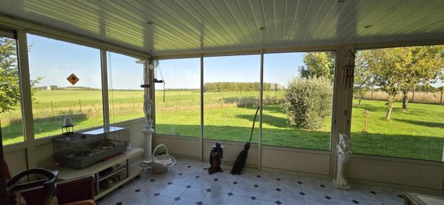 For sale Fontaine-chalendray 4 rooms 142 m2 Charente maritime (17510) photo 2