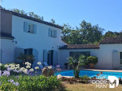 Acheter Maison 204 m2 Valbonne