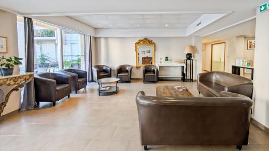 For rent Lyon-6eme-arrondissement 2 rooms 61 m2 Rhone (69006) photo 4
