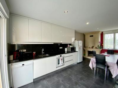 For sale Bouscat 5 rooms 90 m2 Gironde (33110) photo 1