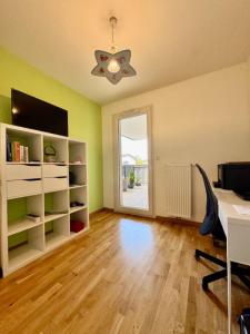 For sale Genas 4 rooms 82 m2 Rhone (69740) photo 3