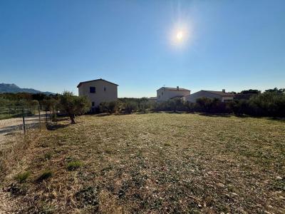 For sale Aureille 696 m2 Bouches du Rhone (13930) photo 1