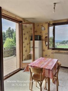 For sale Tarentaise 5 rooms 88 m2 Loire (42660) photo 1