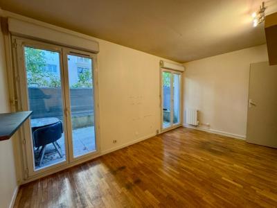 For sale Villejuif 1 room 29 m2 Val de Marne (94800) photo 2