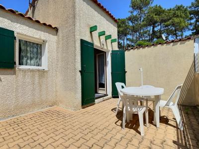 For sale Saint-georges-d'oleron 2 rooms 32 m2 Charente maritime (17190) photo 1