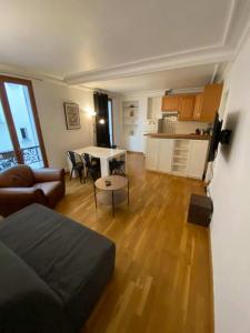 For rent Paris-17eme-arrondissement 3 rooms 55 m2 Paris (75017) photo 1