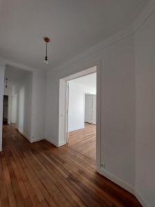 For rent Paris-17eme-arrondissement 3 rooms 75 m2 Paris (75017) photo 4