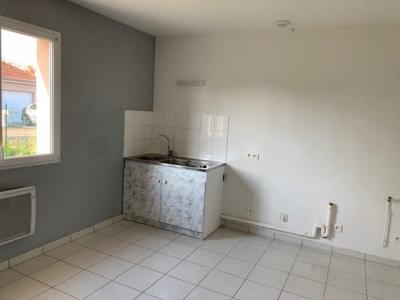 For rent Vaudes 4 rooms 100 m2 Aube (10260) photo 3