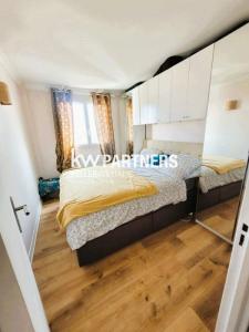 For sale Saint-germain-en-laye 3 rooms 59 m2 Yvelines (78100) photo 3