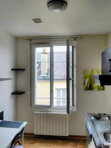 For sale Chateauroux 4 rooms 117 m2 Indre (36000) photo 2