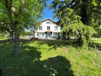 For sale Marcilly-le-chatel 10 rooms 220 m2 Loire (42130) photo 0