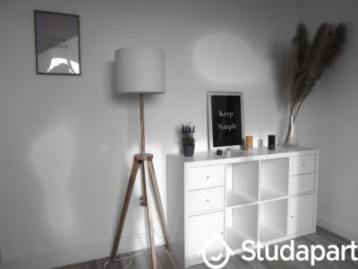 For rent Reims 1 room 10 m2 Marne (51100) photo 3