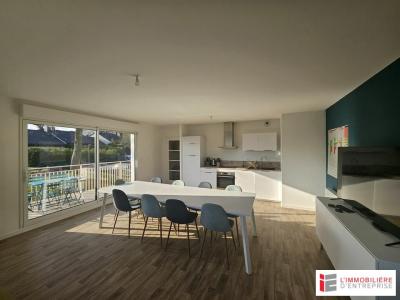 Louer Bureau 67 m2 Melesse