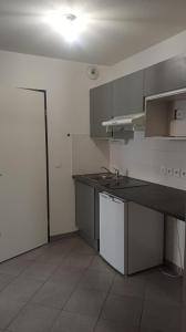 For rent Bordeaux 1 room 31 m2 Gironde (33800) photo 0