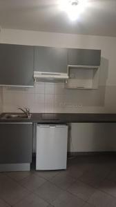 For rent Bordeaux 1 room 31 m2 Gironde (33800) photo 1