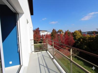 For rent Orvault 3 rooms 69 m2 Loire atlantique (44700) photo 2